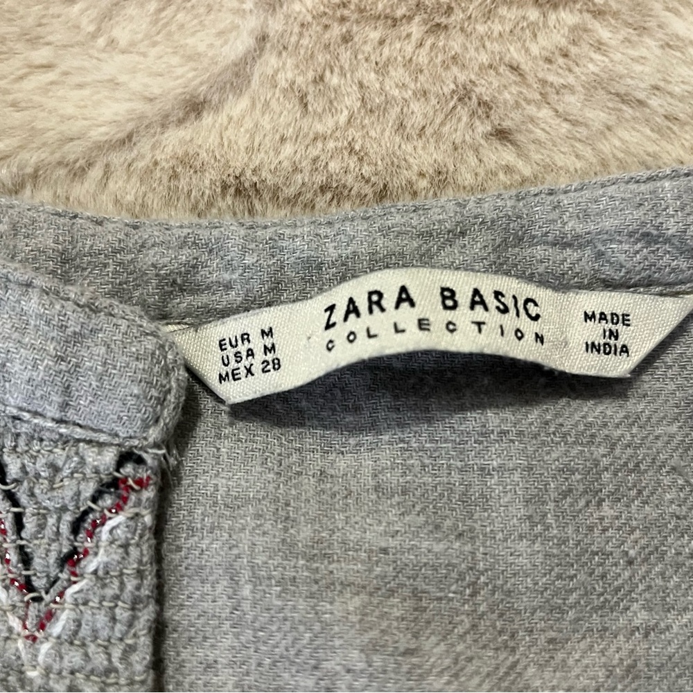 Zara embroidered blouse size M - Picture 6 of 8